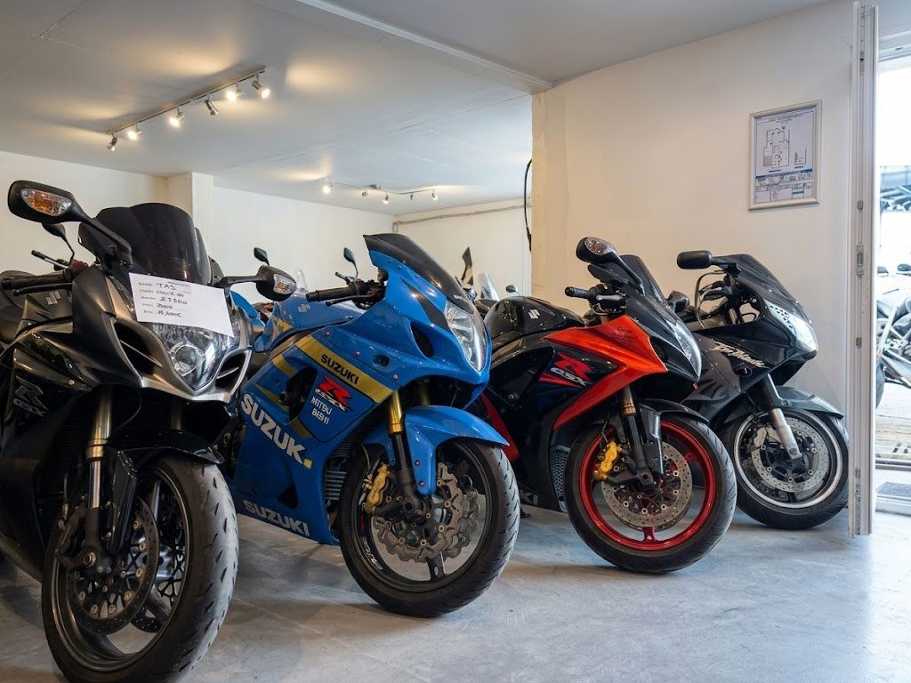 Accueil 27 Motos de course en vente